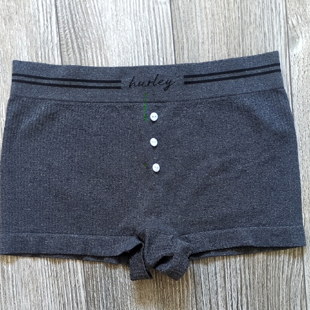 5/$25 NWOT Hurley Gray Button-Front Boy Shorts S
